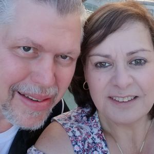 Meet your Posher, Gloria